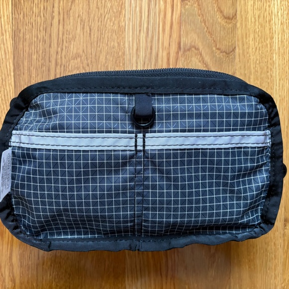 Tom Bihn black 1050d ballistic/steel side effect EUC - Picture 4 of 6